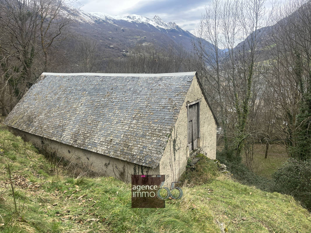 Maison à LUZ-SAINT-SAUVEUR