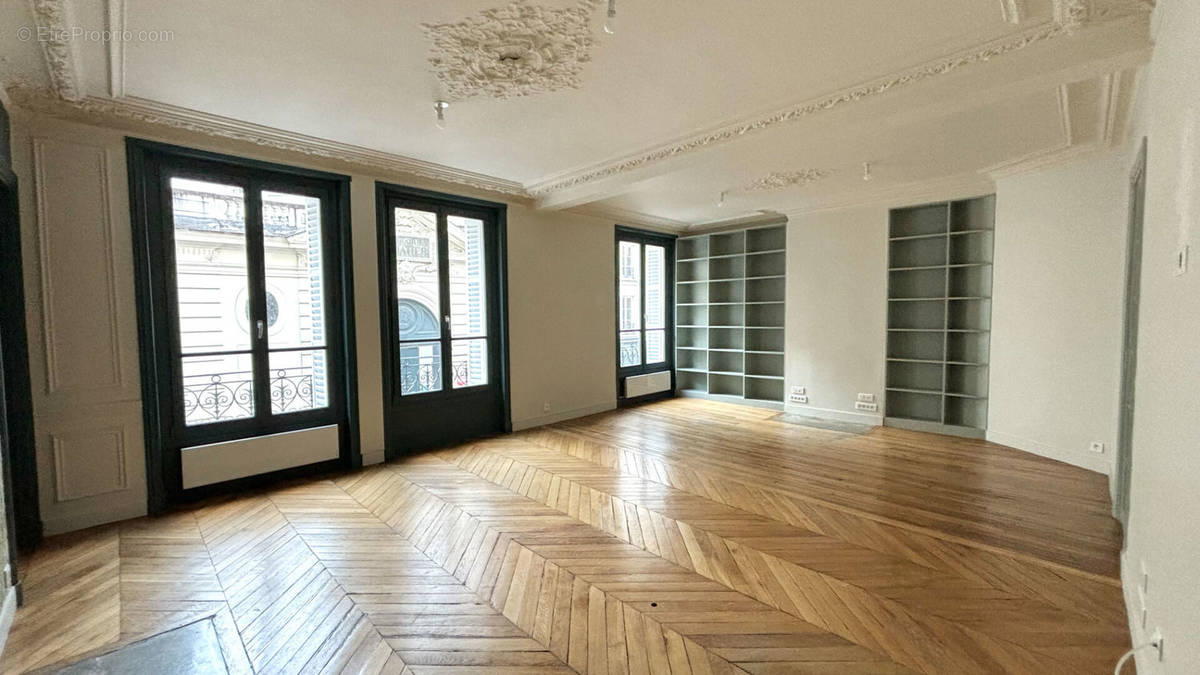 Appartement à PARIS-6E