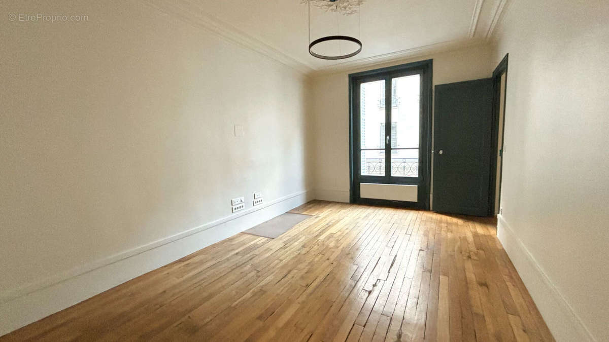 Appartement à PARIS-6E