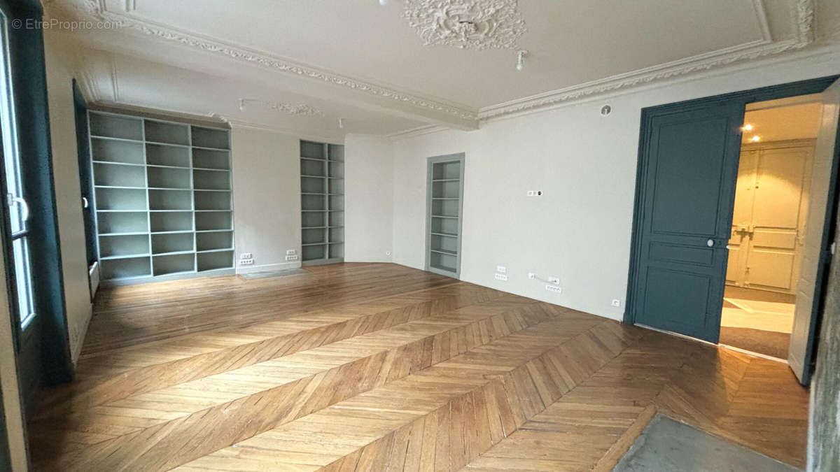 Appartement à PARIS-6E