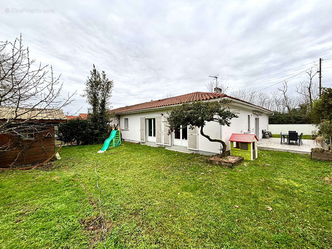 Maison à MERIGNAC