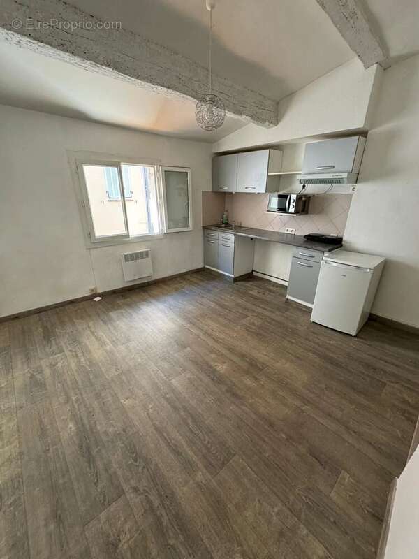 Appartement à MARSEILLE-2E