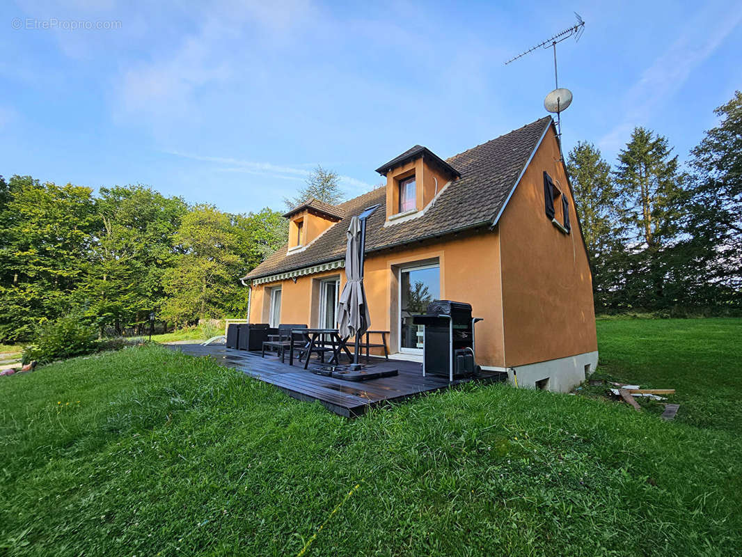 Maison à VILLENEUVE-SUR-BELLOT