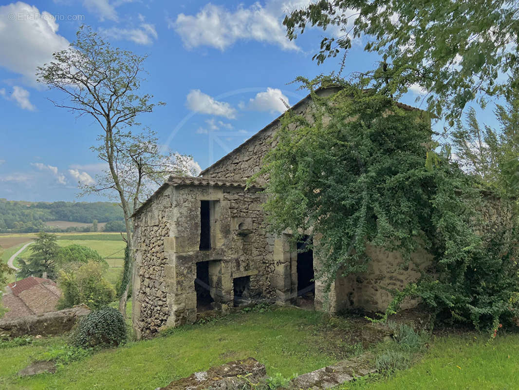 Maison à BRANNE