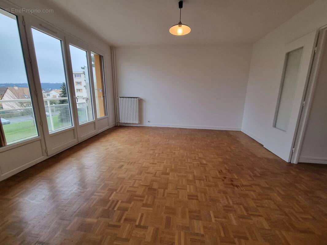 Appartement à CROISSY-SUR-SEINE