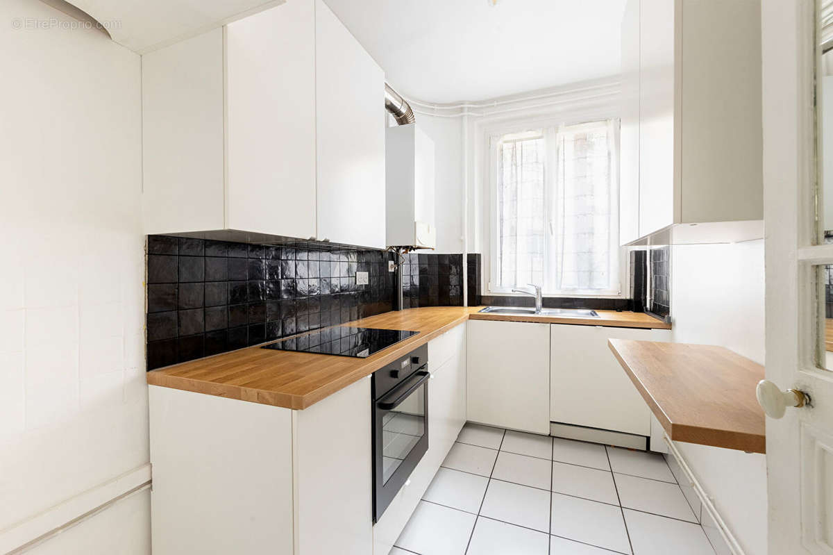 Appartement à LEVALLOIS-PERRET