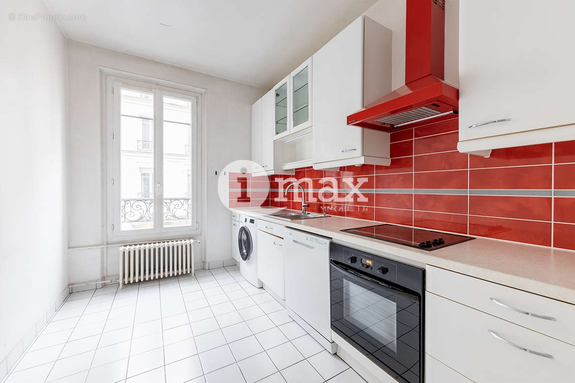 Appartement à LEVALLOIS-PERRET