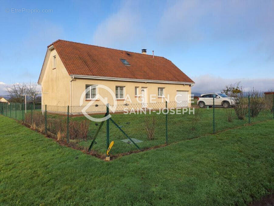 Maison à NOTRE-DAME-DE-BLIQUETUIT