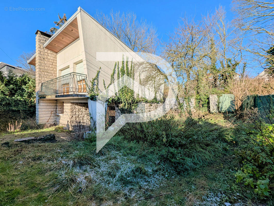 Maison à LA FRETTE-SUR-SEINE