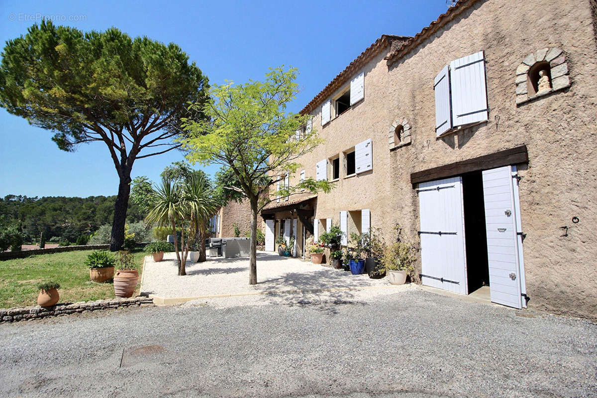 Maison à DRAGUIGNAN