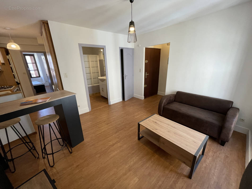 Appartement à AUBENAS