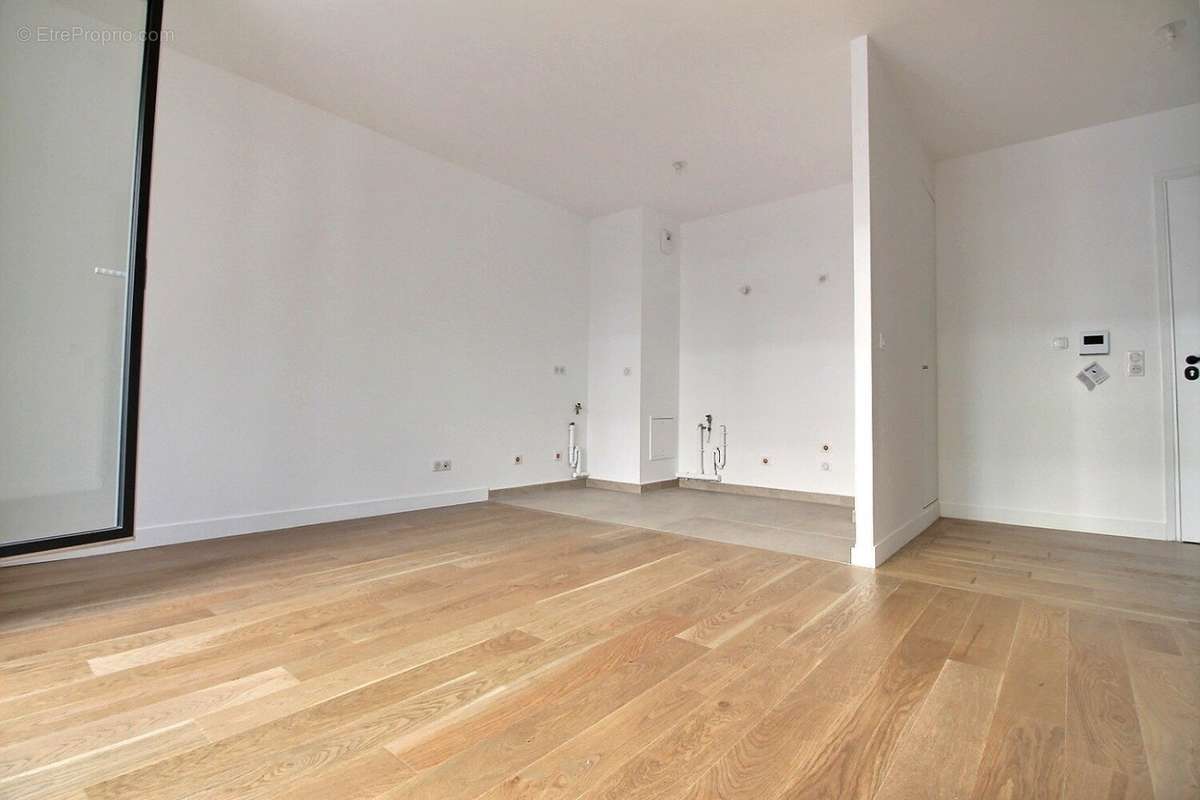 Appartement à ISSY-LES-MOULINEAUX