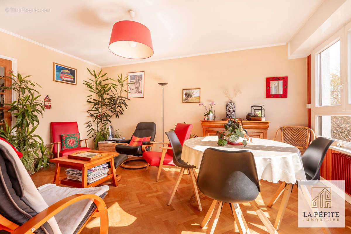 Appartement à VALENCIENNES