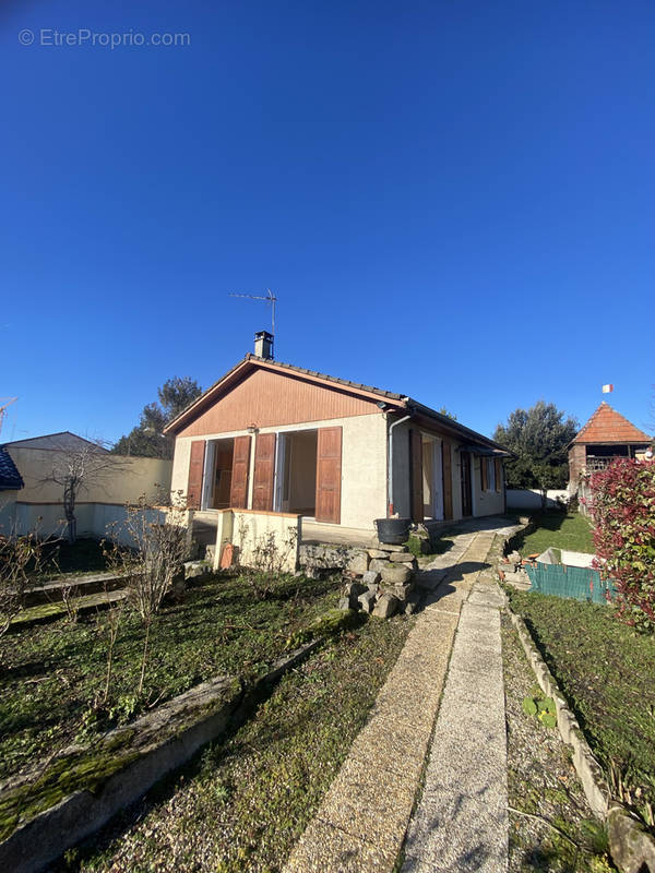 Maison à LA TALAUDIERE