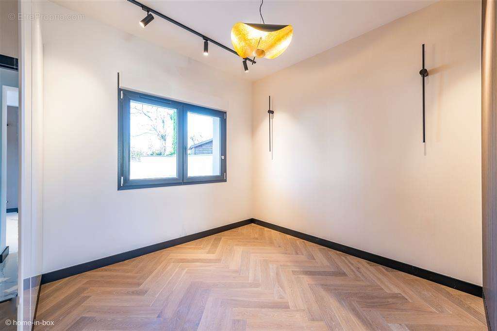 Appartement à VILLIERS-SUR-MARNE