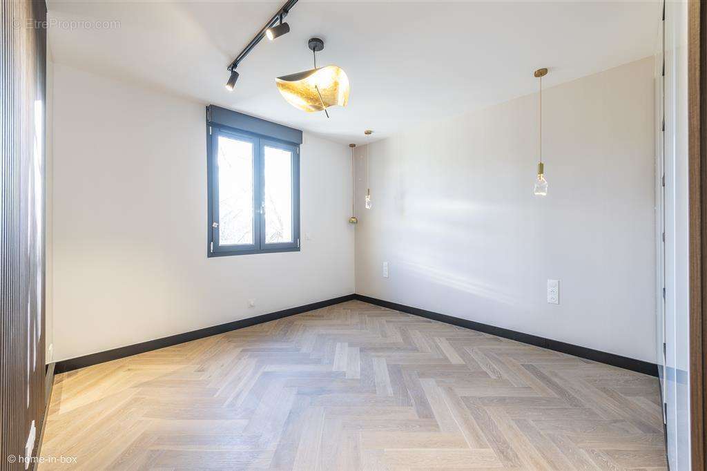 Appartement à VILLIERS-SUR-MARNE