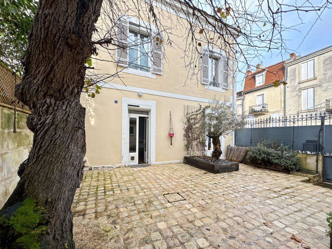 Maison à PERIGUEUX