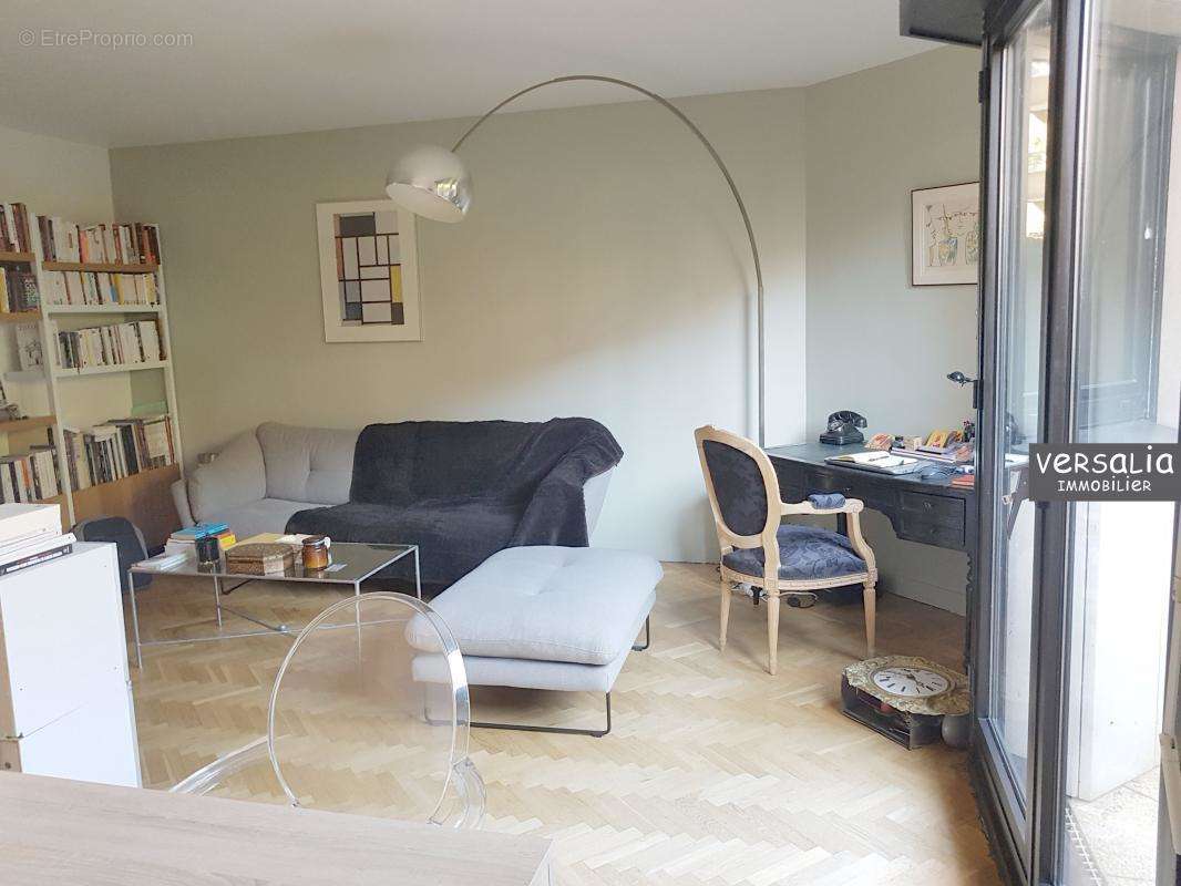 Appartement à VERSAILLES