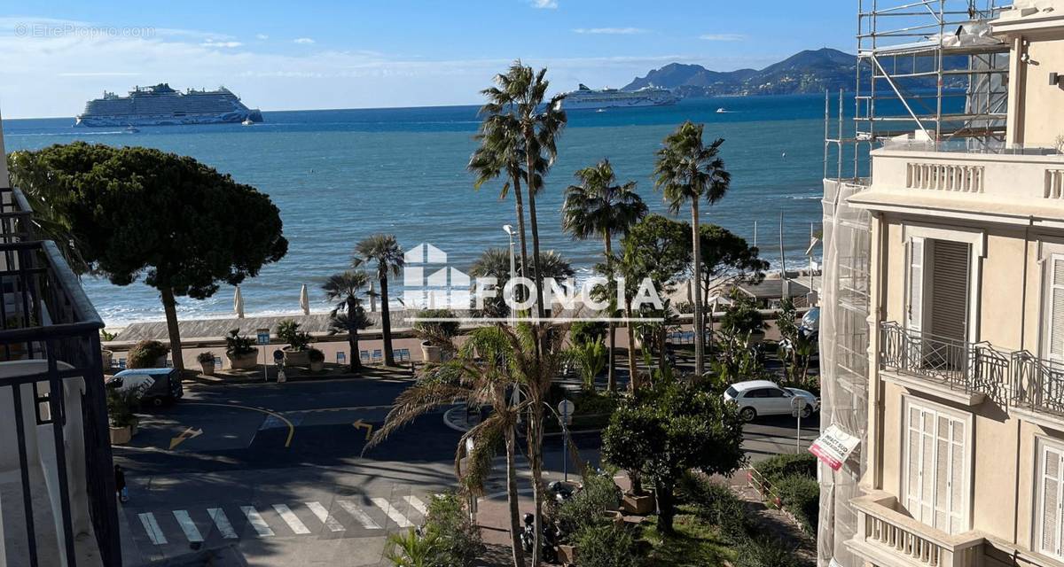 Appartement à CANNES