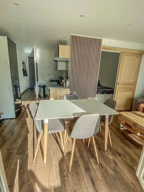 Appartement à SAINT-ETIENNE-DE-TINEE