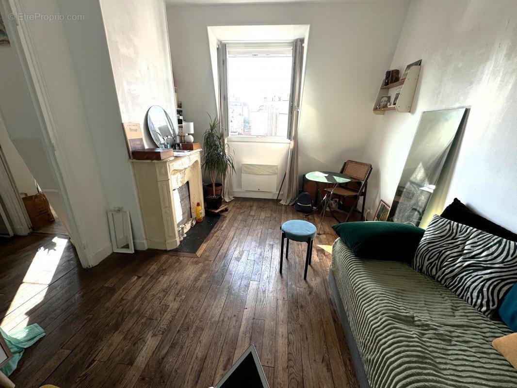 Appartement à PARIS-19E