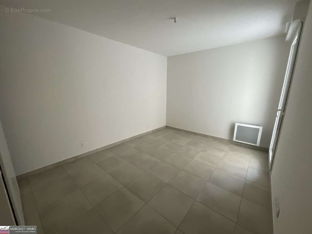 Appartement à BEZIERS