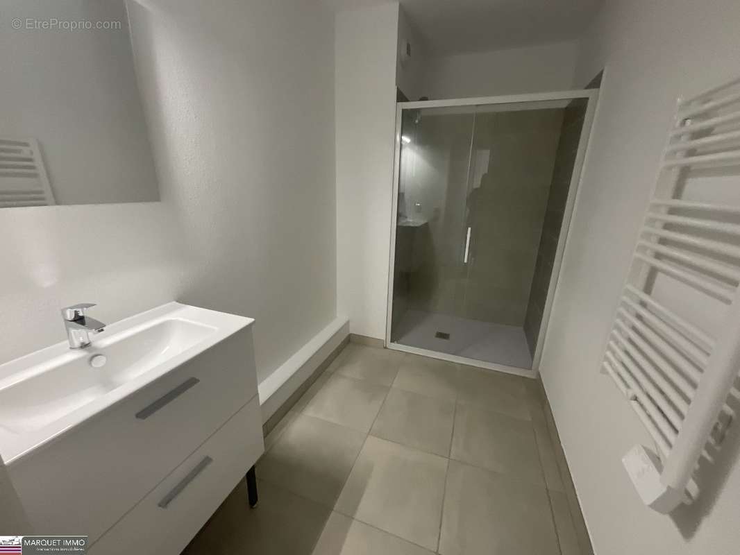 Appartement à BEZIERS