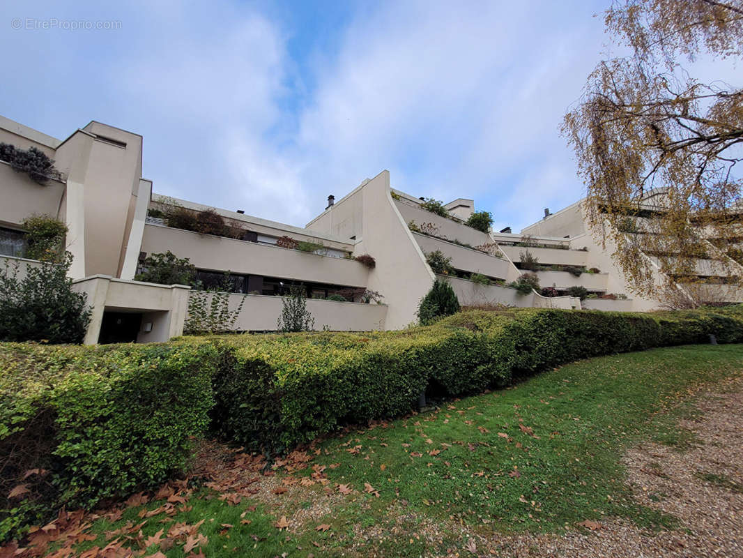 Appartement à VERRIERES-LE-BUISSON