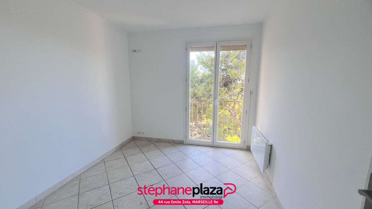 Appartement à MARSEILLE-9E