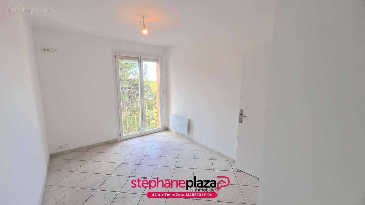 Appartement à MARSEILLE-9E