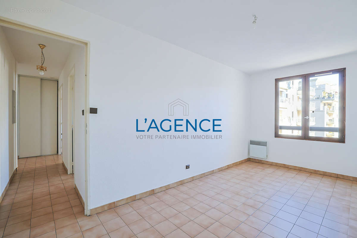 Appartement à HYERES