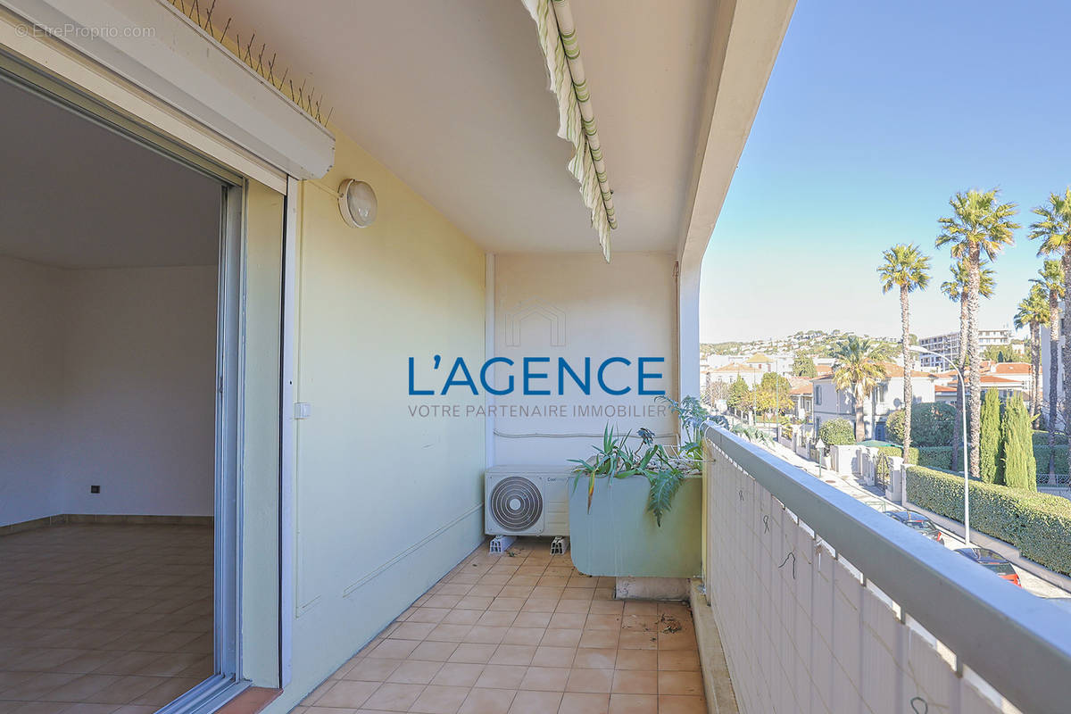 Appartement à HYERES