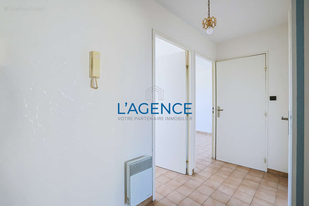 Appartement à HYERES