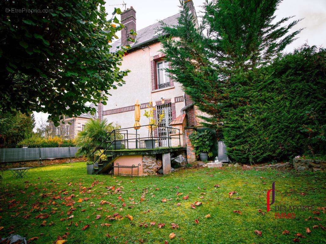 Maison à PONTOISE