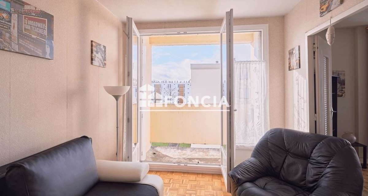 Appartement à REZE