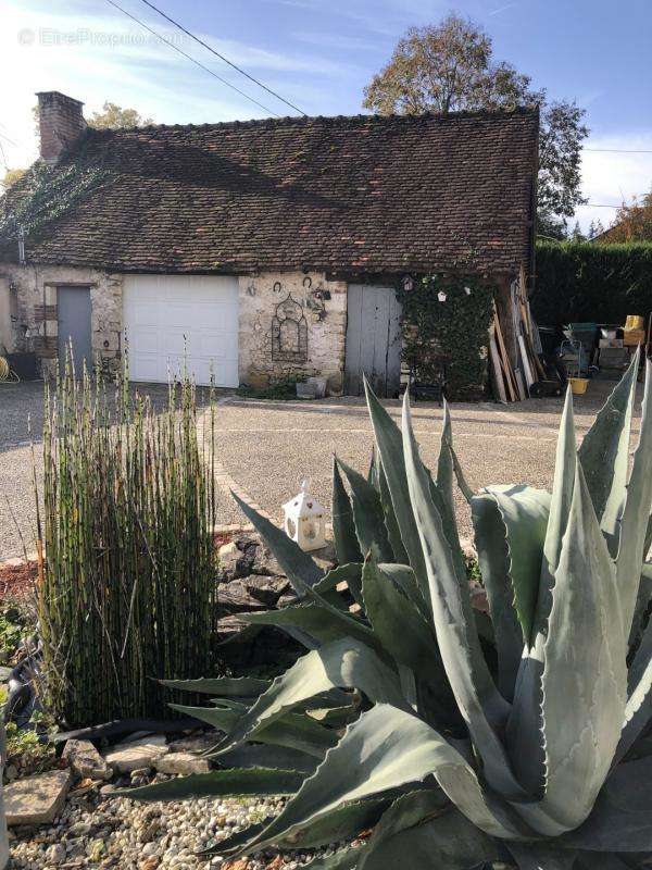 Maison à CELLETTES