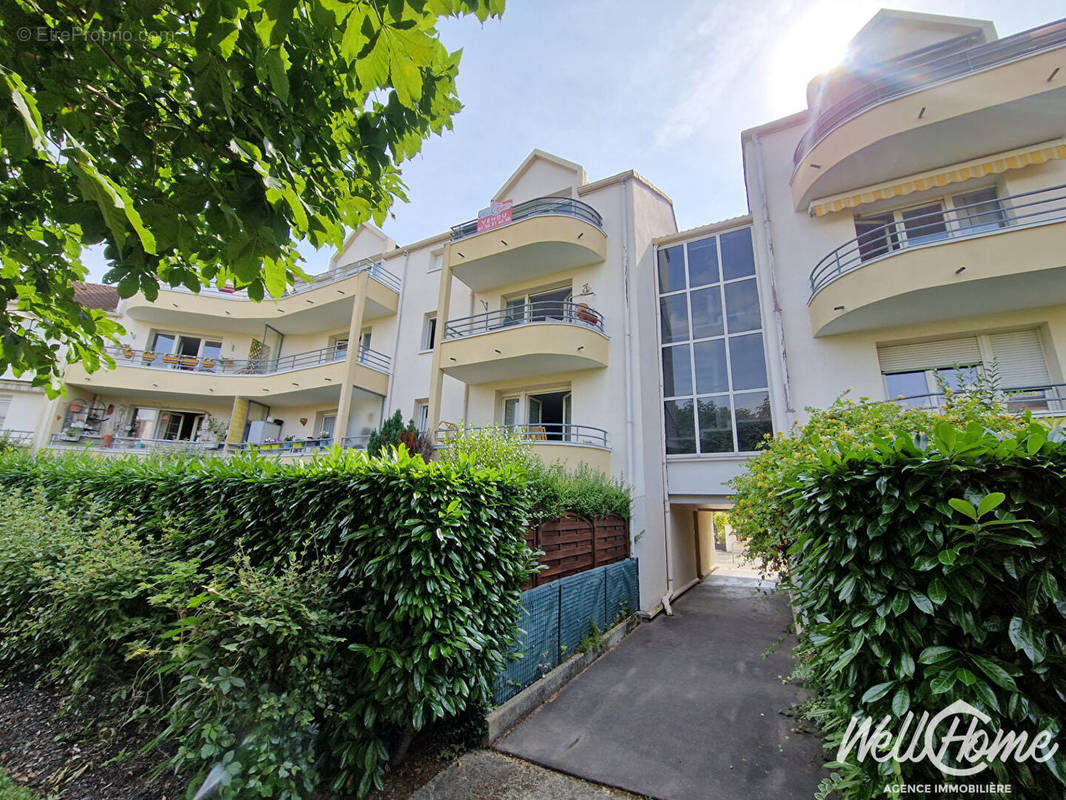 Appartement à SAINT-OUEN-L&#039;AUMONE