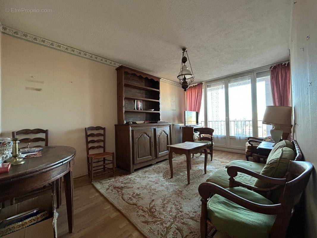 Appartement à COMPIEGNE