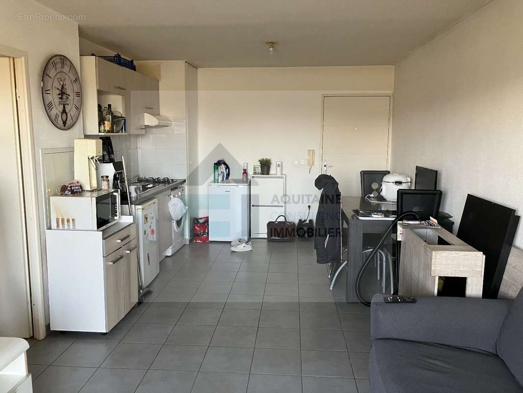 Appartement à AMBES