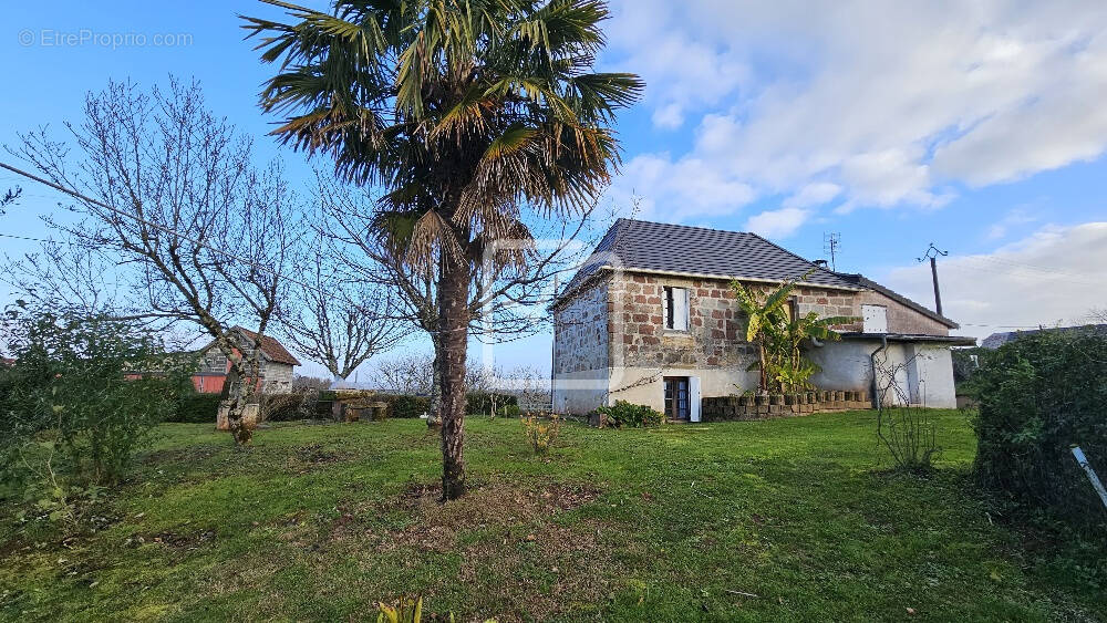 Maison à YSSANDON