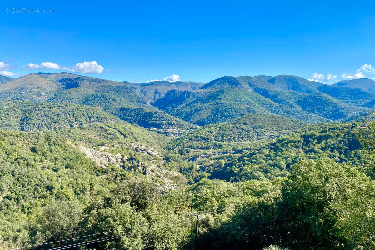 Maison à BERRE-LES-ALPES