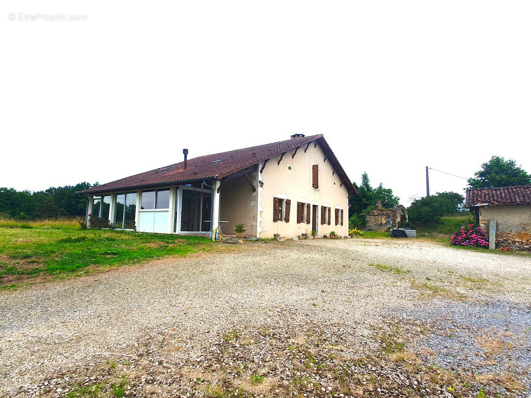 Maison à SAINT-SEVER