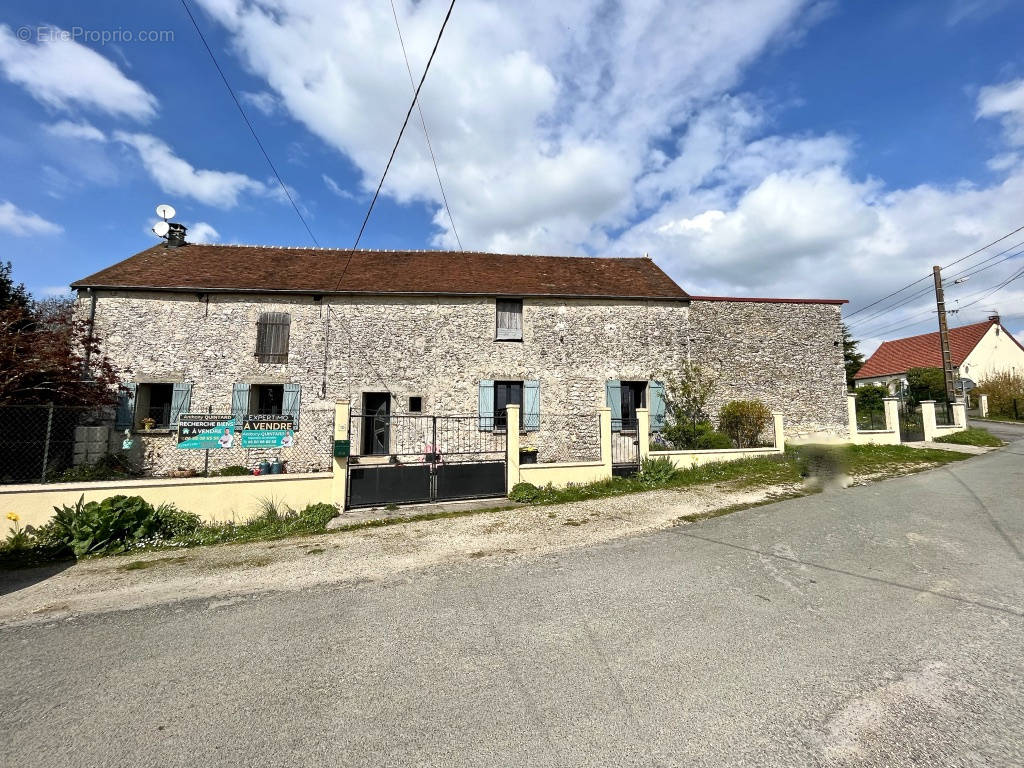 Maison à LA FERTE-GAUCHER