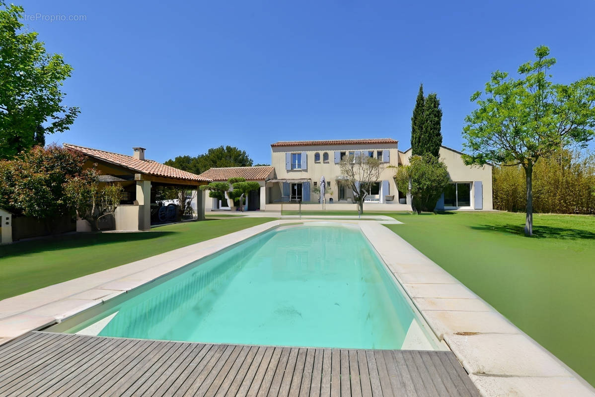 Maison à ARLES