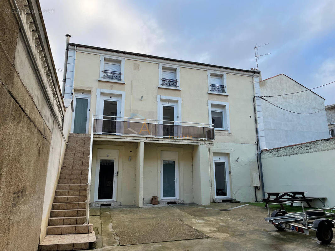 Façade - Appartement à SAINT-CHAMOND