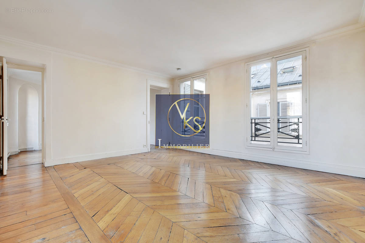 Appartement à PARIS-9E