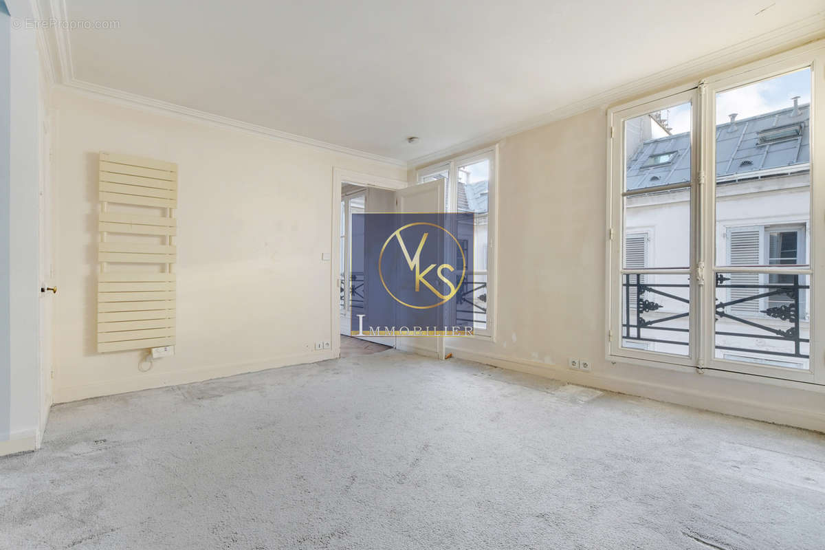 Appartement à PARIS-9E