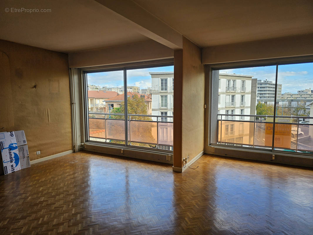 Appartement à CHAMALIERES