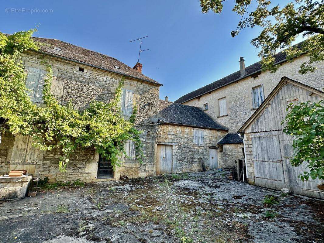 Maison à CRESSENSAC