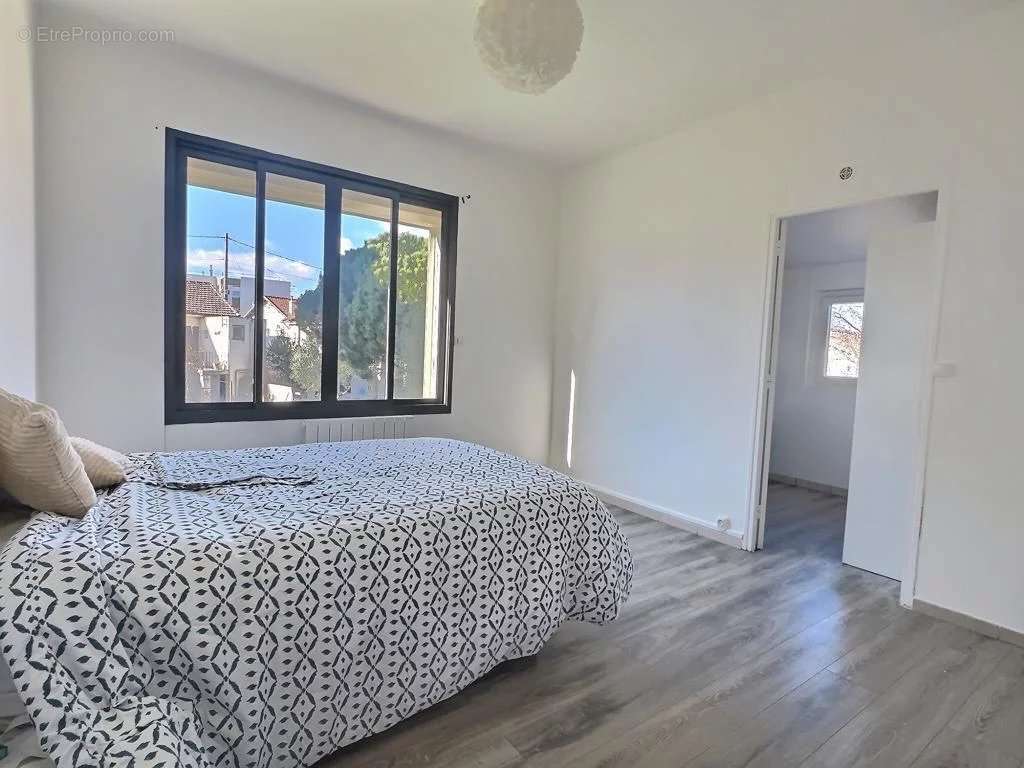 Appartement à MARSEILLE-15E